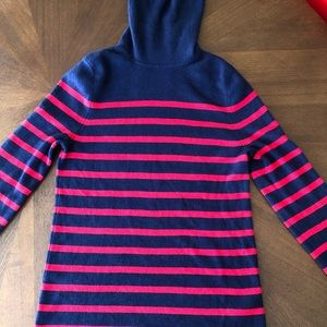 Equipment stripe turtleneck